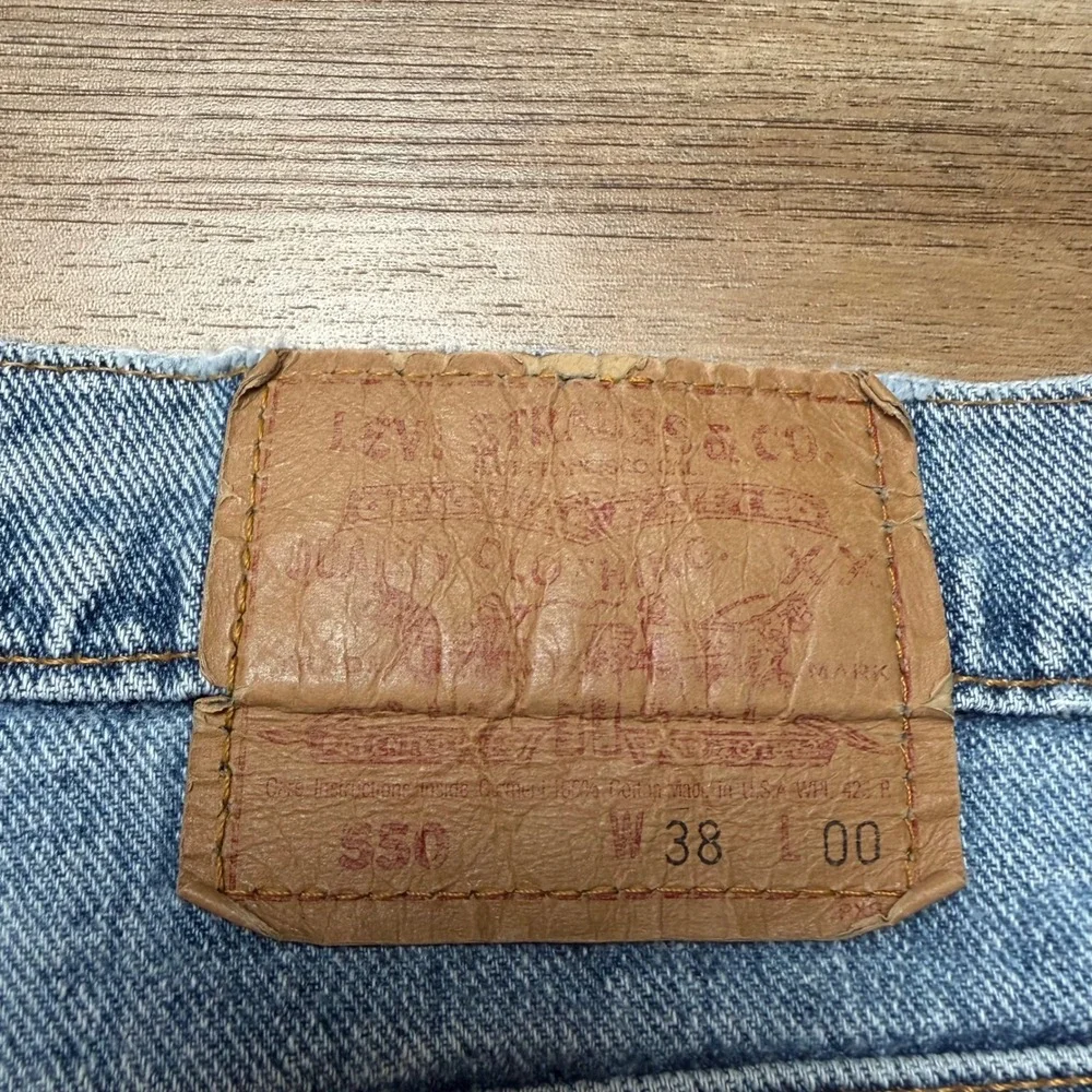 Vintage Levi's 550 Denim Shorts Men 36 Relaxed Fit Stone Wash Made USA Jorts 90s